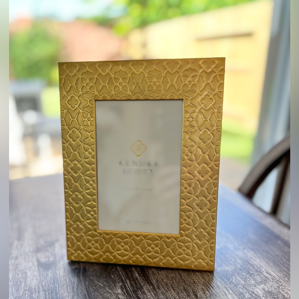 Kendra Scott Iconic Stamped Filagree Gold Picture Frame 4x6